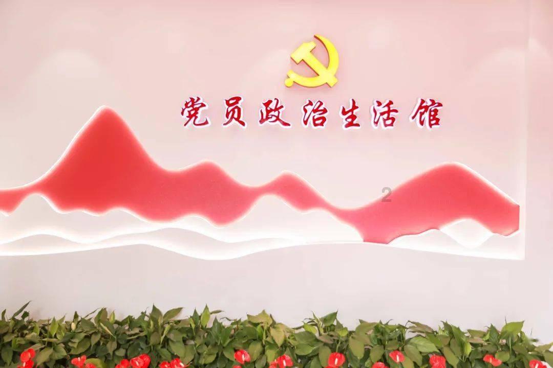 和巨蟹座恋爱有这样四个阶段。