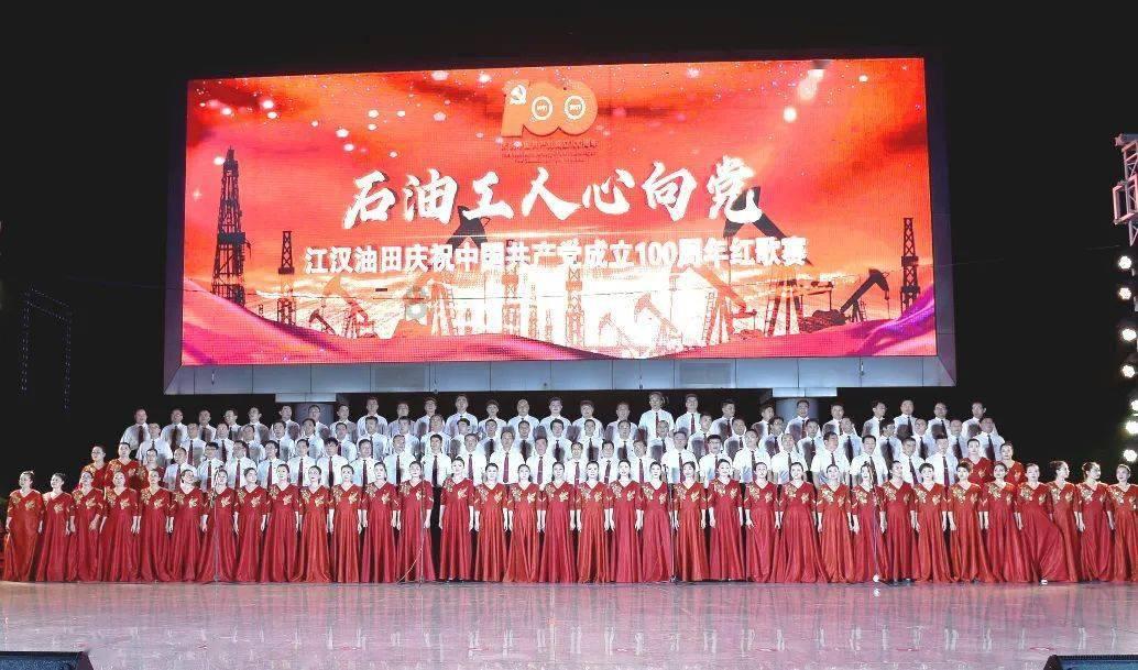 内马尔迎来第三个孩子,引发争议