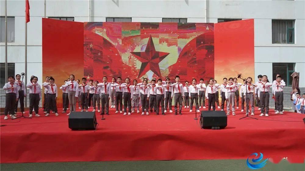 小猫钓鱼游戏龙王版有船