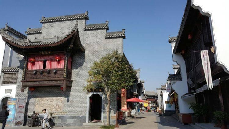 广东工人意外挖到无底“黑洞”,专家却欣喜不已:终于找到你了