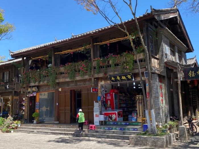 自治区纪委十二届四次全会召开