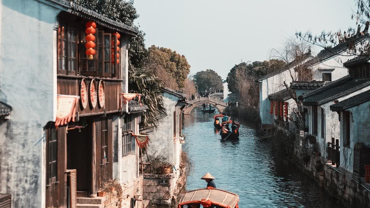 逃离广阔的山川